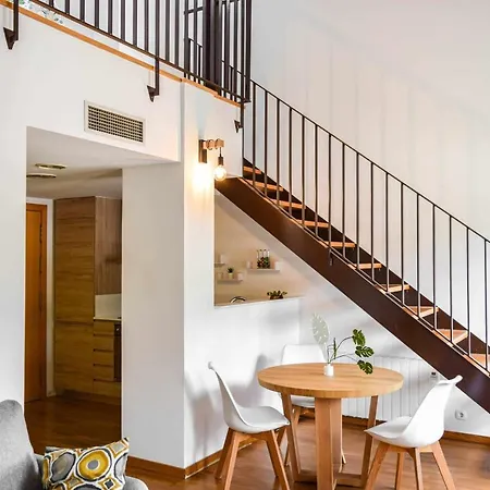 Apartment Loft Centrico Y Acogedor Besalu